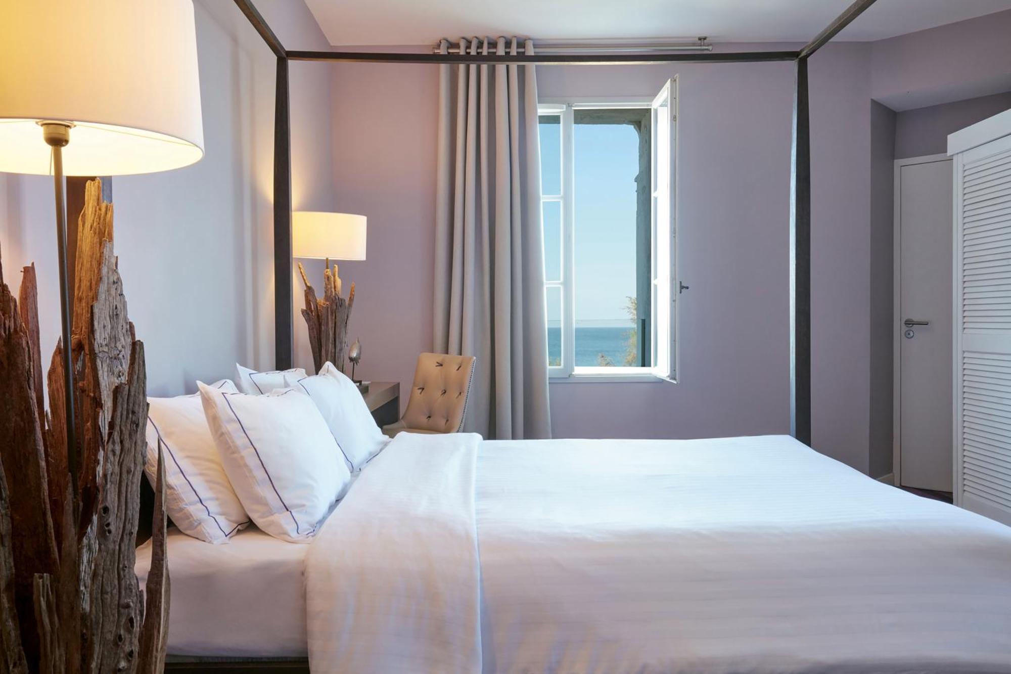 Hotel Chateau Des Tourelles - Relais Thalasso & Spa بورنيشّيه المظهر الخارجي الصورة